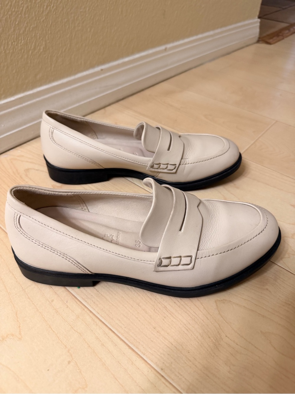 Ecco Dress Classic Loafer